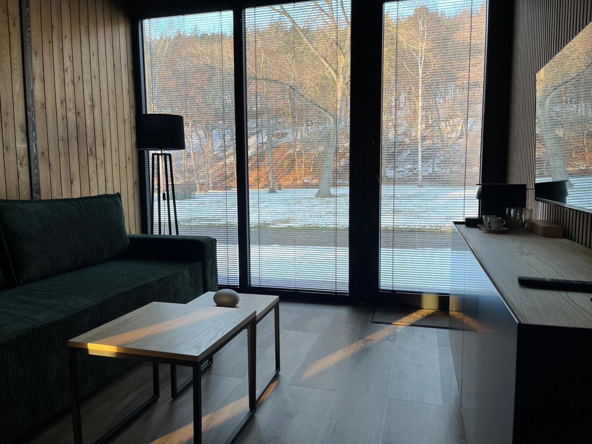 River Wellness Jince エクステリア 写真